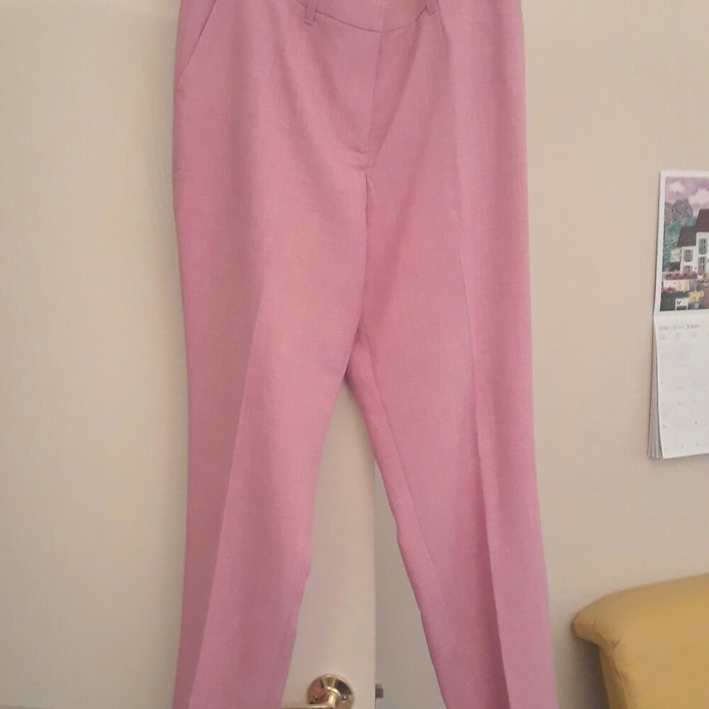 Tahari Size 16 NWT Bombay Pink Pants
